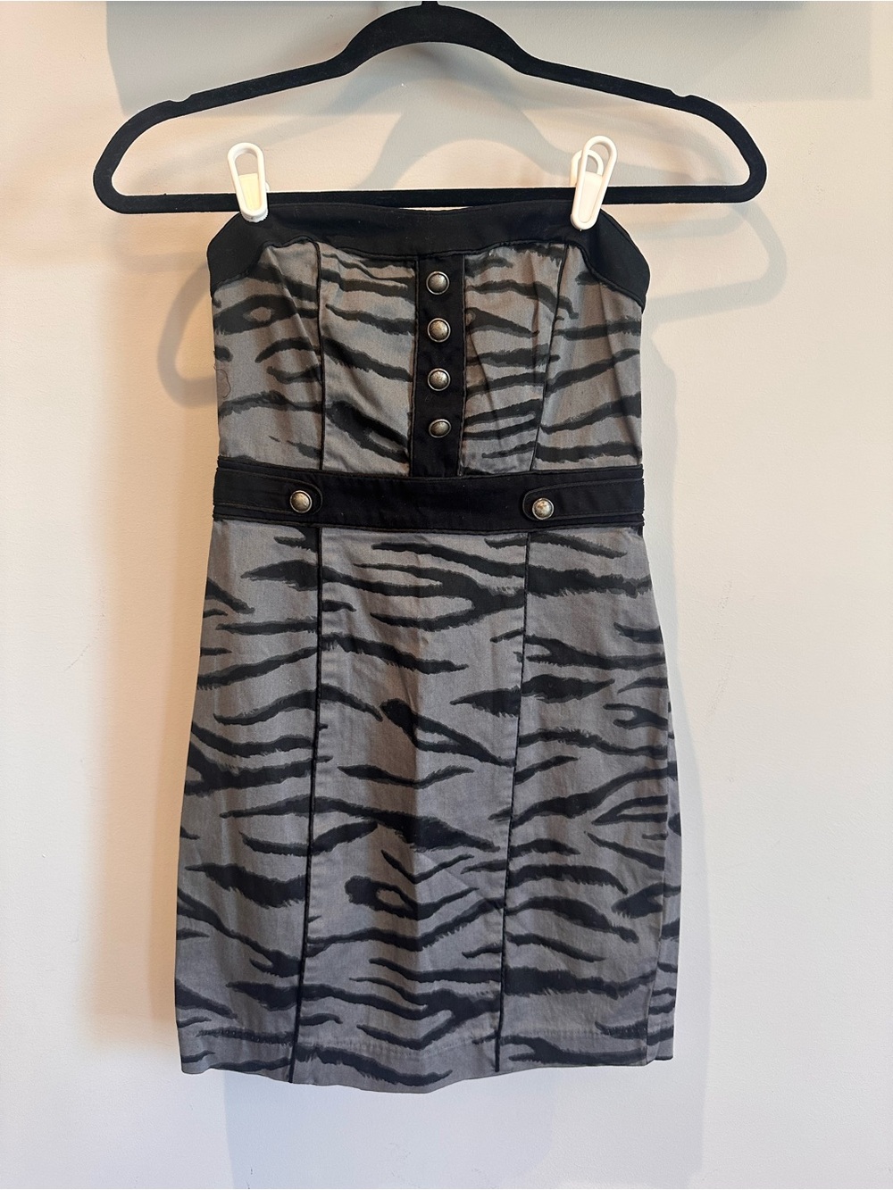 Strapless Zebra Print Mini Dress in Gray and Black (Size 2)